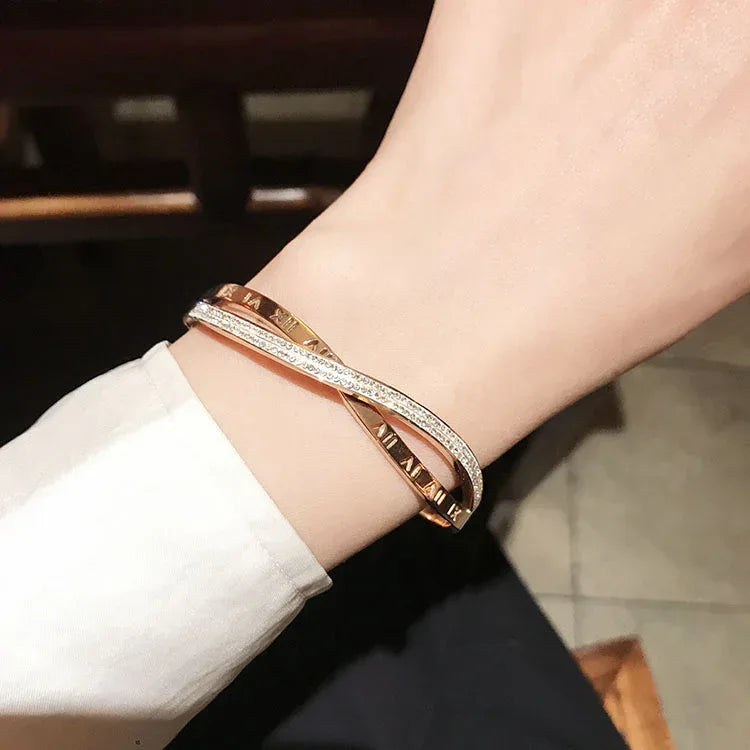 Cross Titanium Steel 18k Gold Plated Bracelet - Viexta