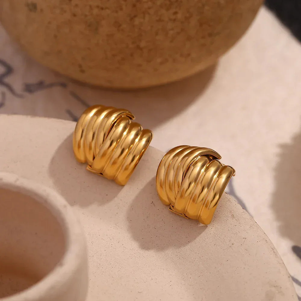 three-layer-vertical-stripe-cross-ear-studs - Viexta