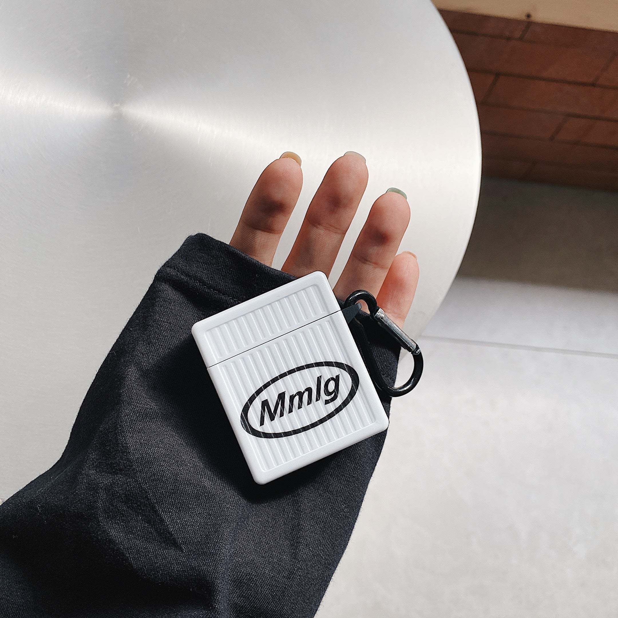 Retro Korean black and white AirPods headphone case