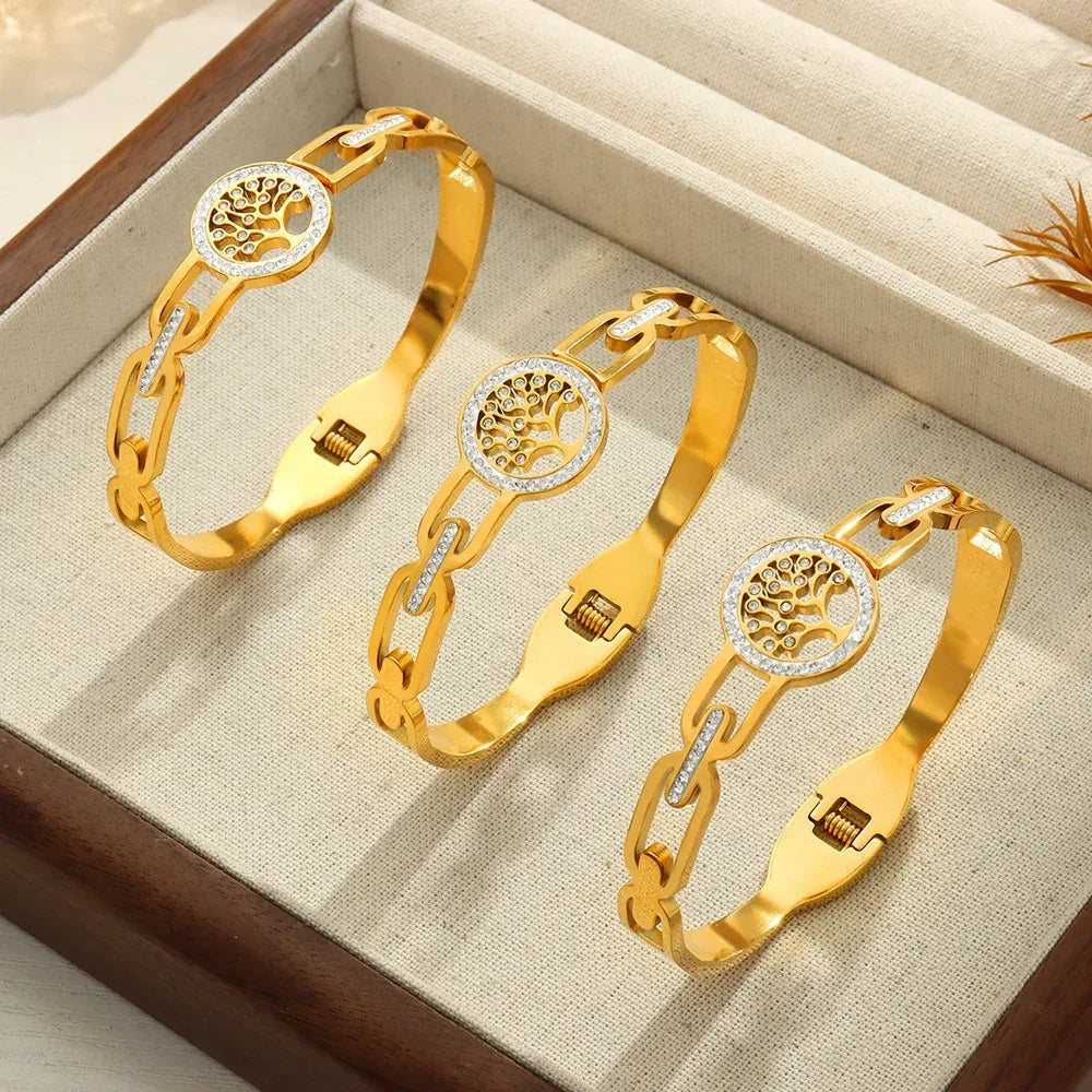 Hollow Jeweled Titanium Steel Gold-plated Bracelet - Viexta
