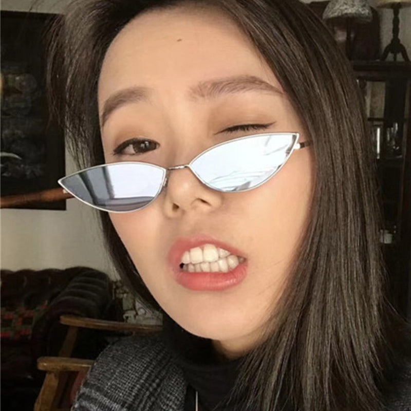 Retro Cat Eye Sunglass