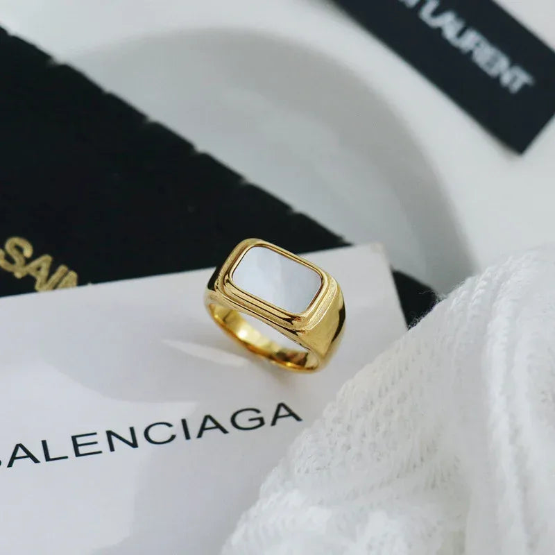 fritillary-shell-18k-vintage-ring - Viexta
