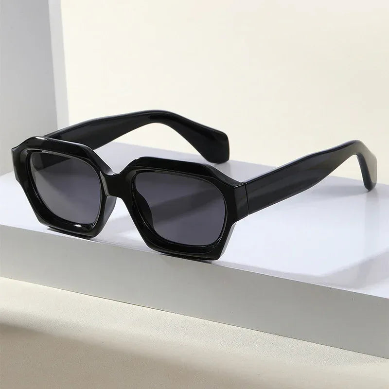 Irregular Polygonal Sunglasses with UV Protection - Viexta