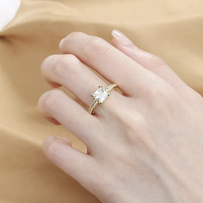 Four-claw Simulation Diamond Ring - Viexta