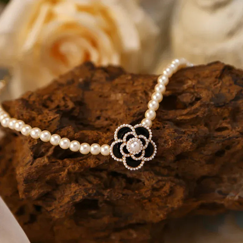 Gold Plated French Royal Style Pearl Flower Necklace - Viexta