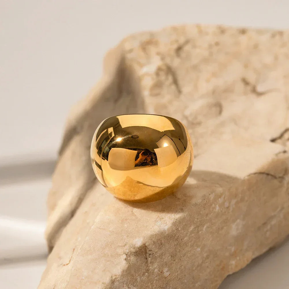 Semicircle Exaggerated Glossy Hollow Ring - Viexta