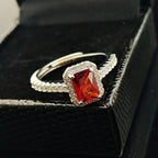 Ornament Niche Zircon Ring