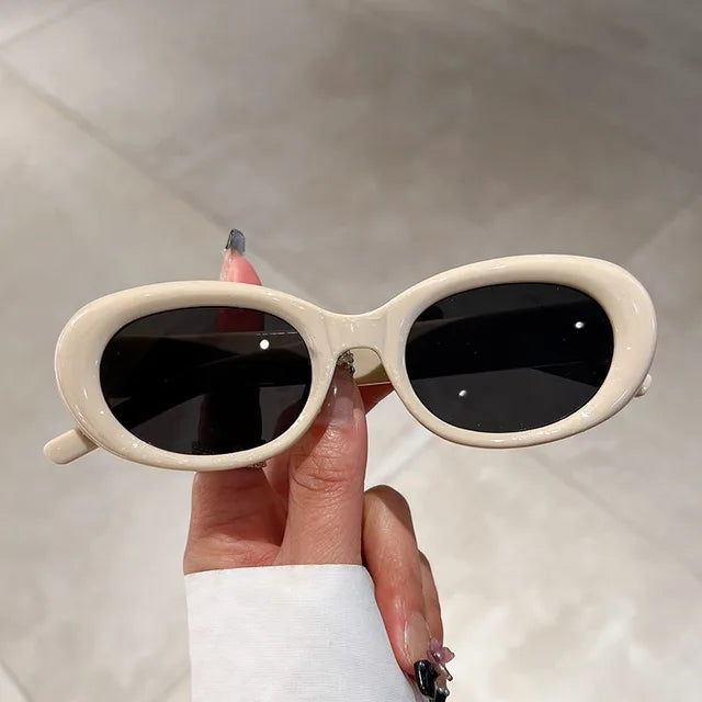 Retro Oval Sunglass