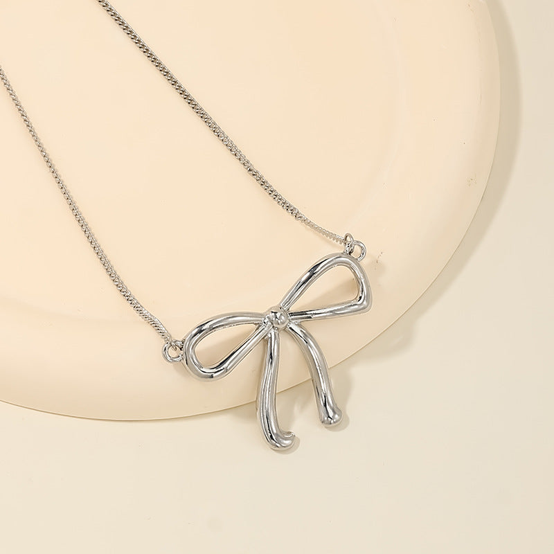 Luxury Bow Necklace