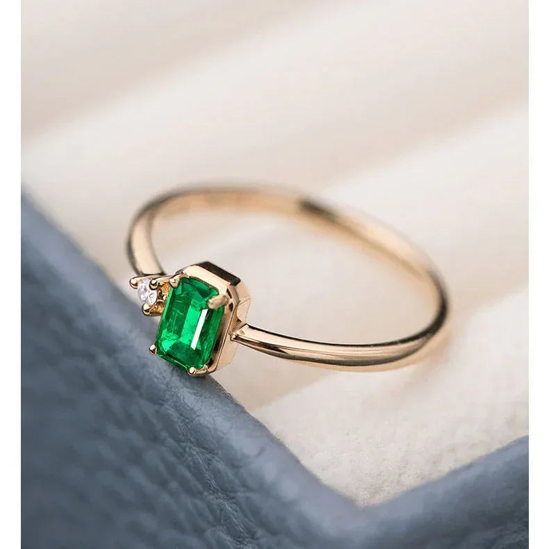 Emerald Diamond Ring - Viexta
