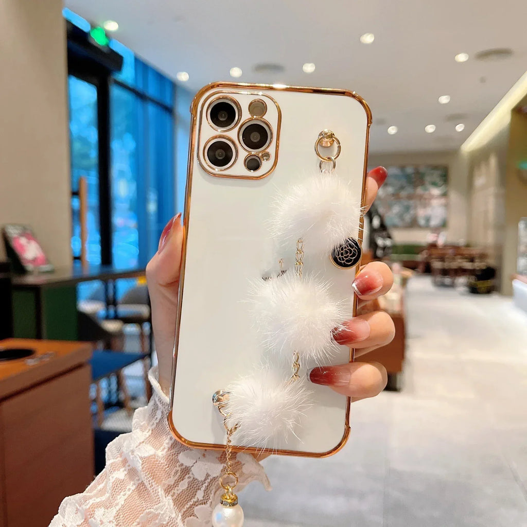 plush-bracelet-iphone-case - Viexta