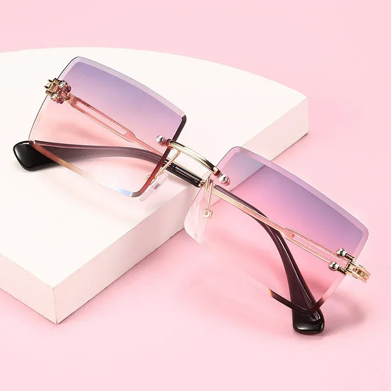 Women's Fashionable Rimless Cut Edge Gradient Sunglasses - Viexta