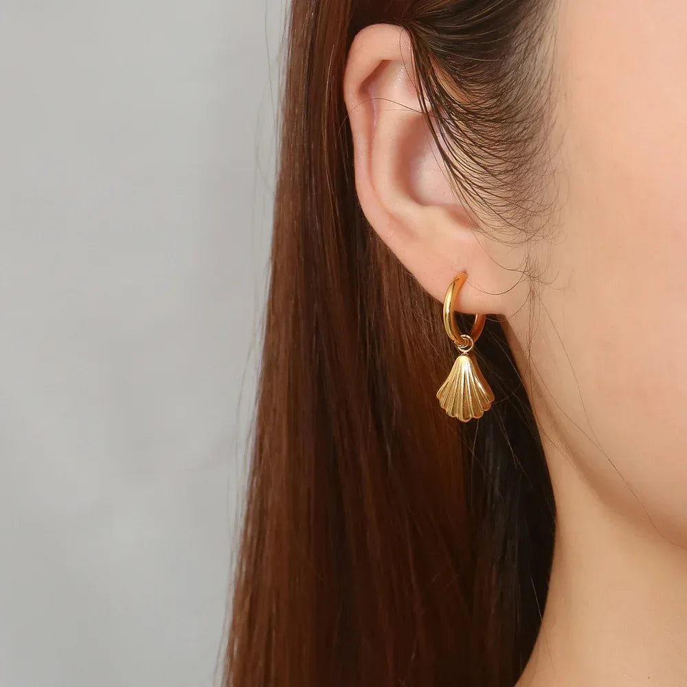 Shell Style Earring - Viexta