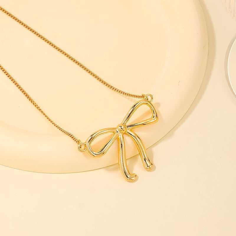 Luxury Bow Necklace