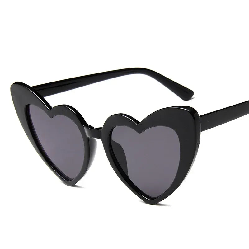 Large Frame Heart Statement Glasses - Viexta