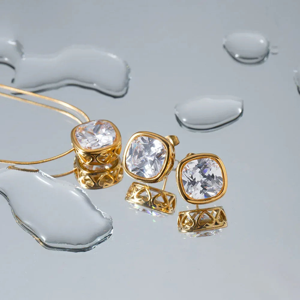 Queen Square Inlaid Zircon Stud Earrings/Neckpiece - Viexta