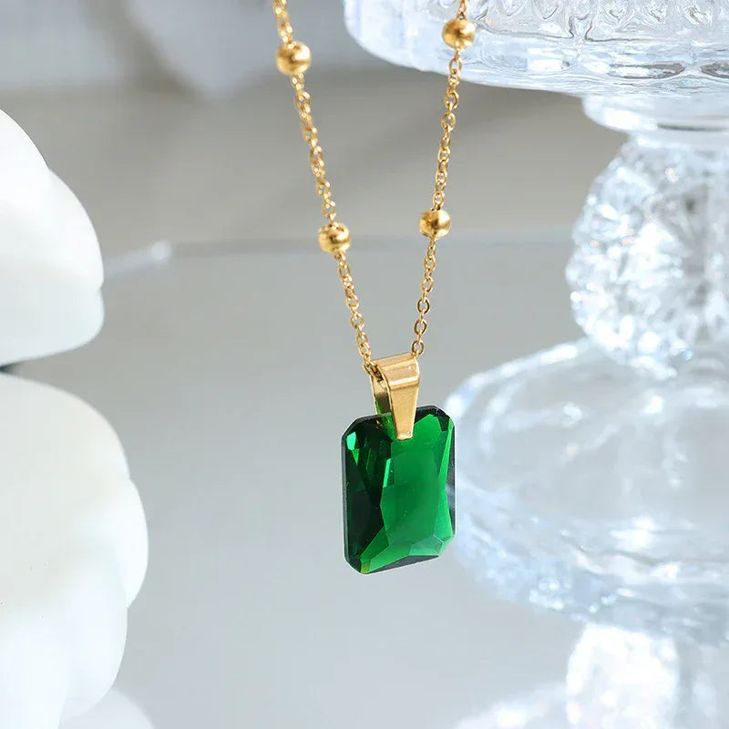 emerald-zircon-pendant-necklace-earring-jewelry-set - Viexta
