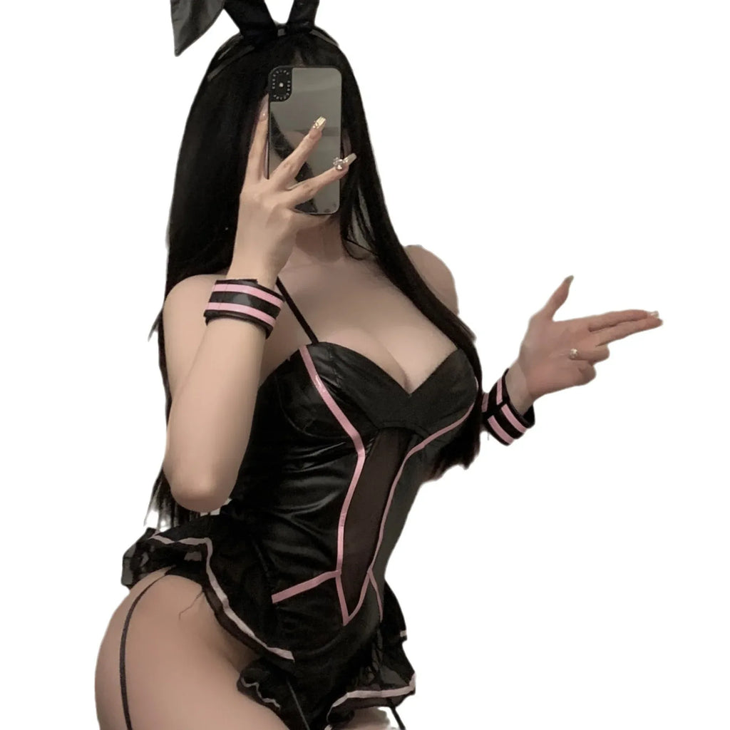 sexy-lingerie-queens-fur-ball - Viexta