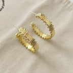 Retro Hong Kong Golden Versatile Earrings - Viexta