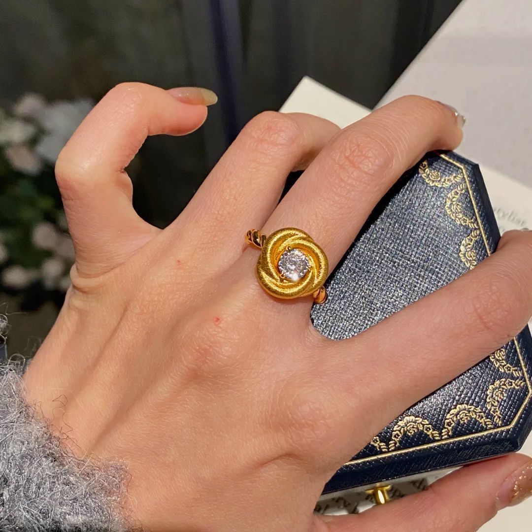 Romantic Mobius Brushed Rose Pendant