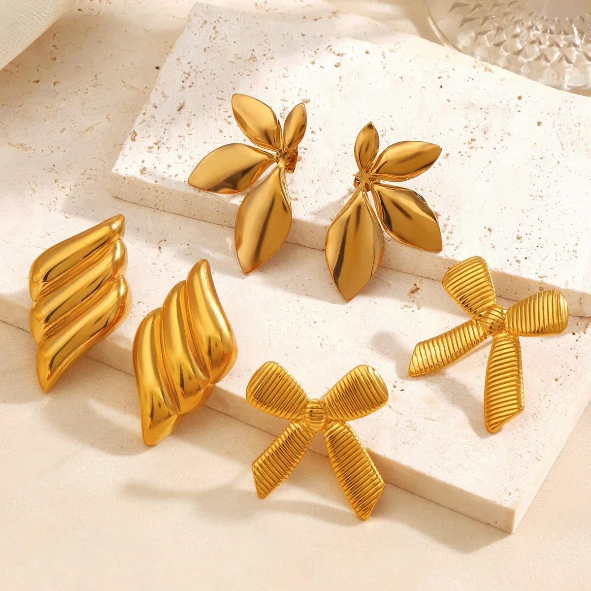 Geometric Round Personalized Hip Hop Gold Plated Earrings - Viexta