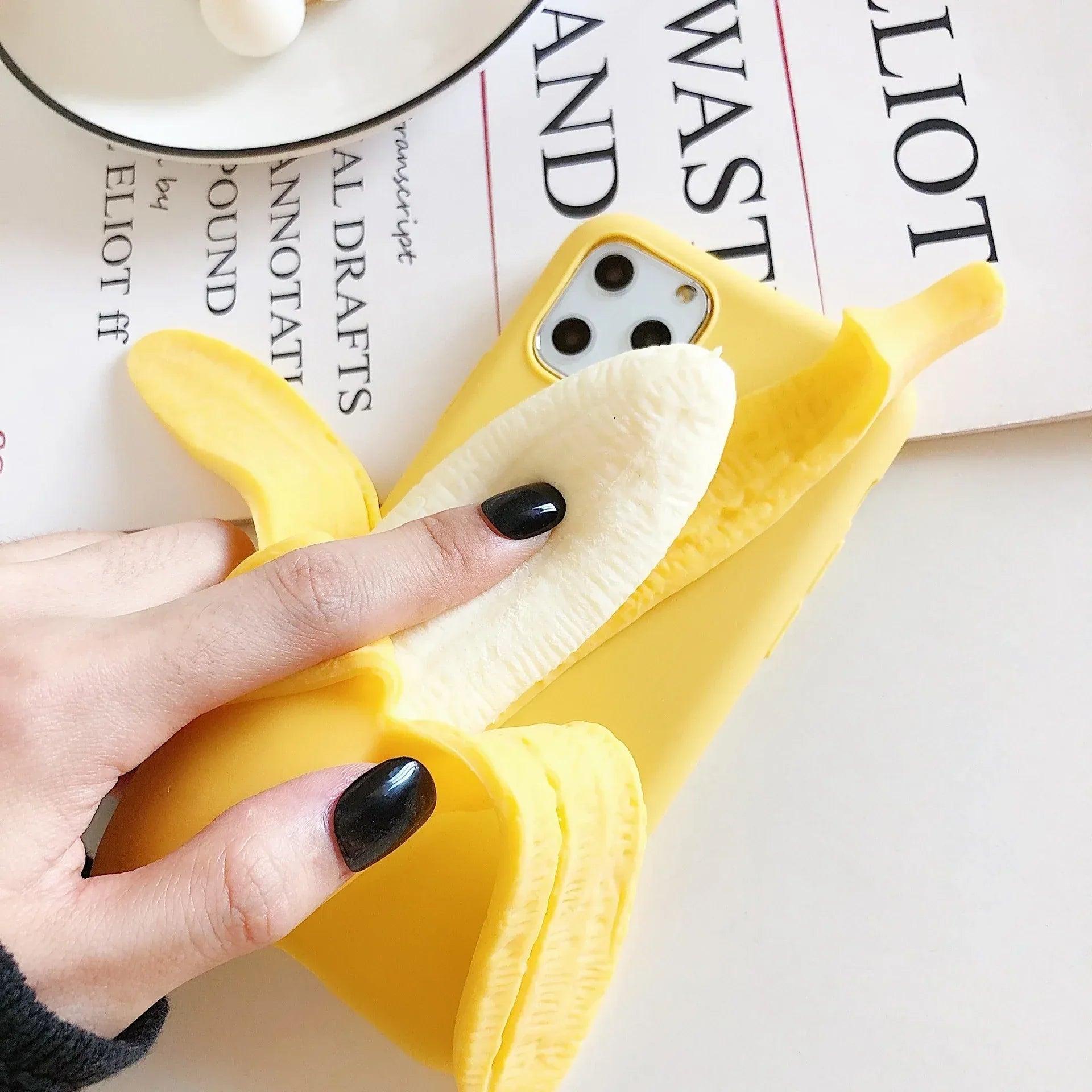 Creative Squeeze The Banana iPhone Case - Viexta
