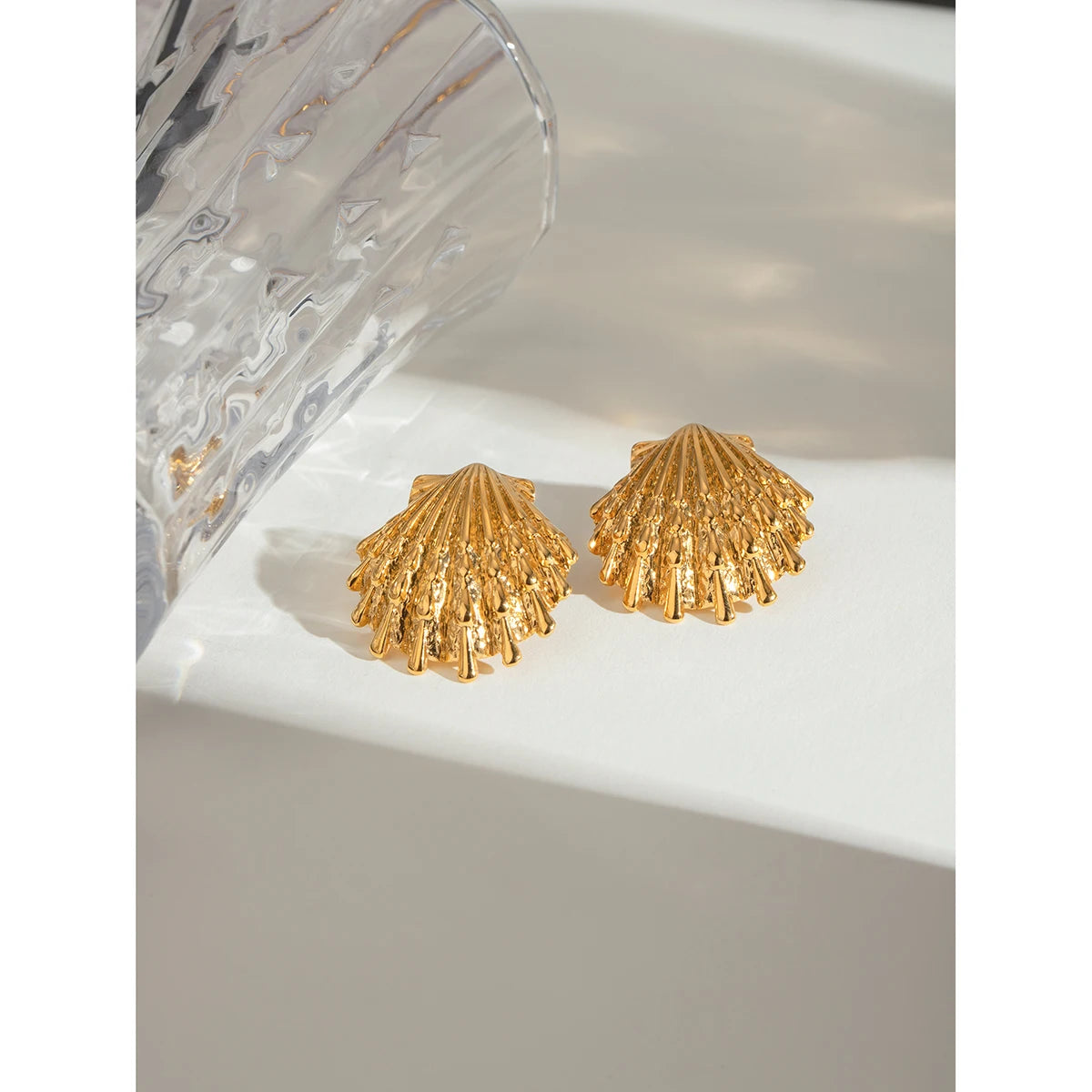 Creative Stainless Steel 18k Gold Plated Ocean Style Shell Ribbed Hammer Grain Earrings Personalized Jewelry Attractive Women