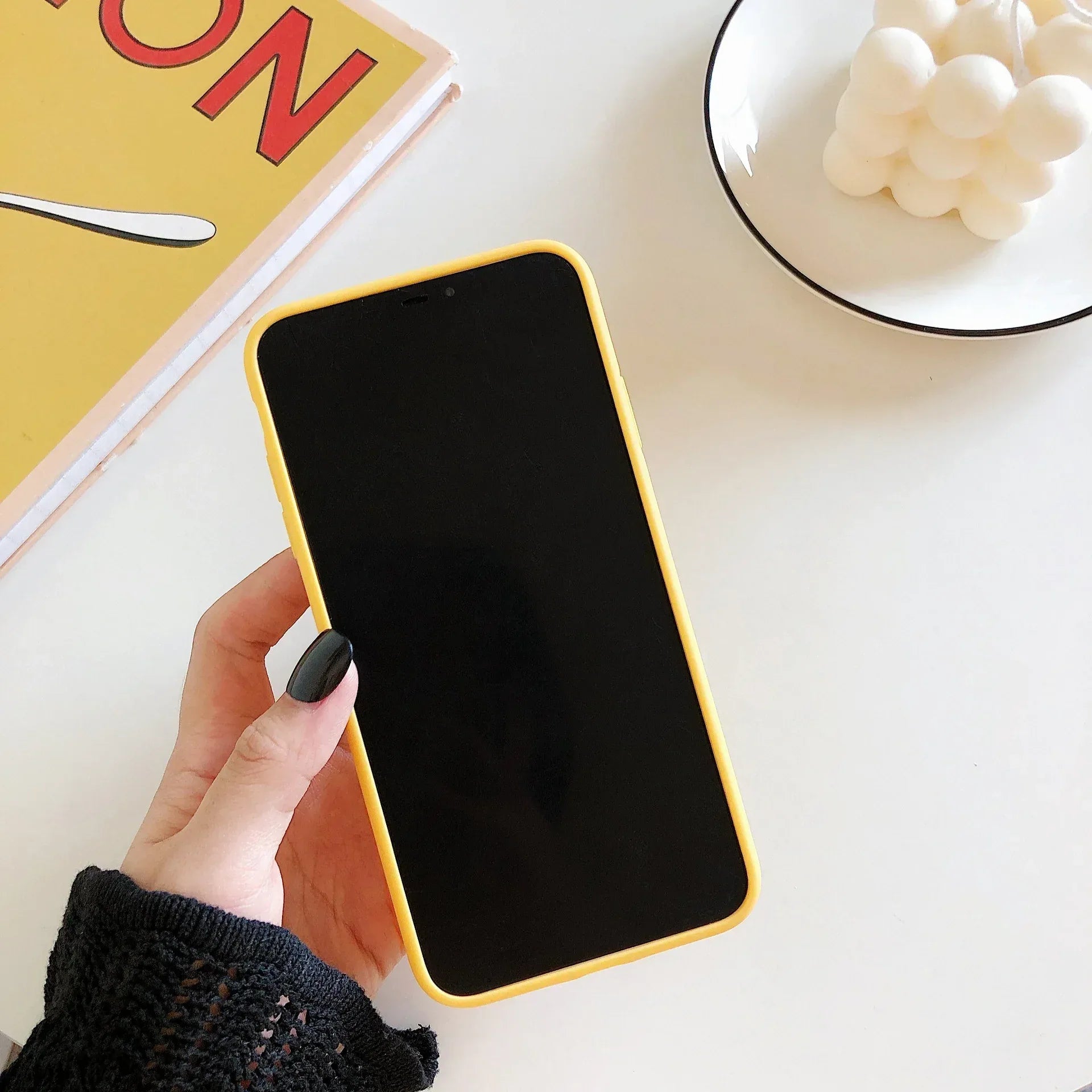 Creative Squeeze The Banana iPhone Case - Viexta