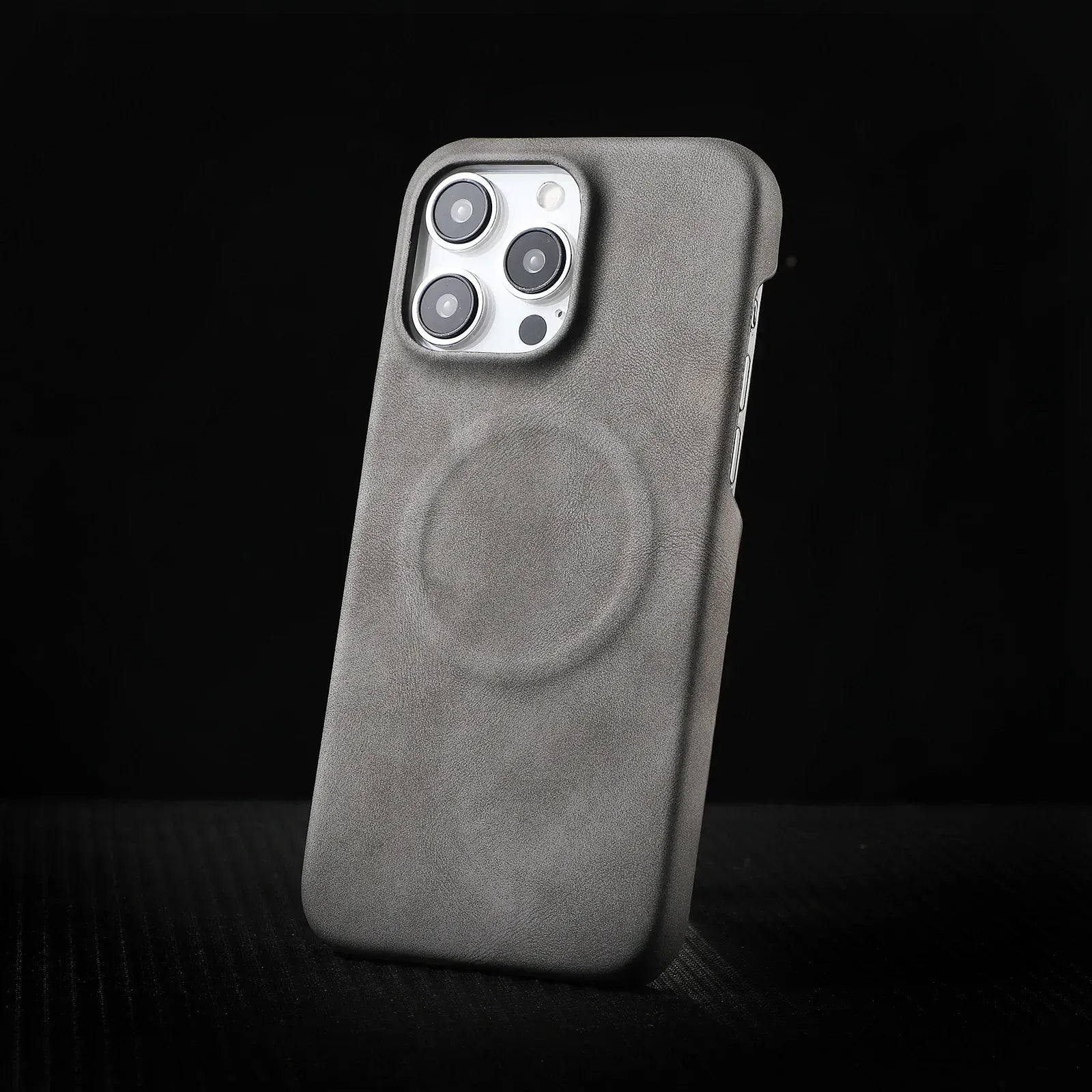 Skin-sensitive Magnetic iPhone Case Drop-resistant Protective Cover - Viexta