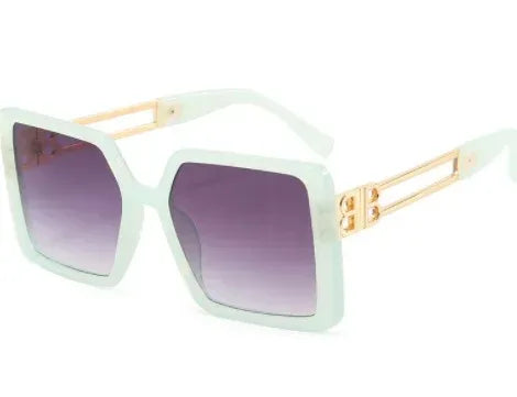 Large Frame Sunglasses With Metal Legs - Viexta