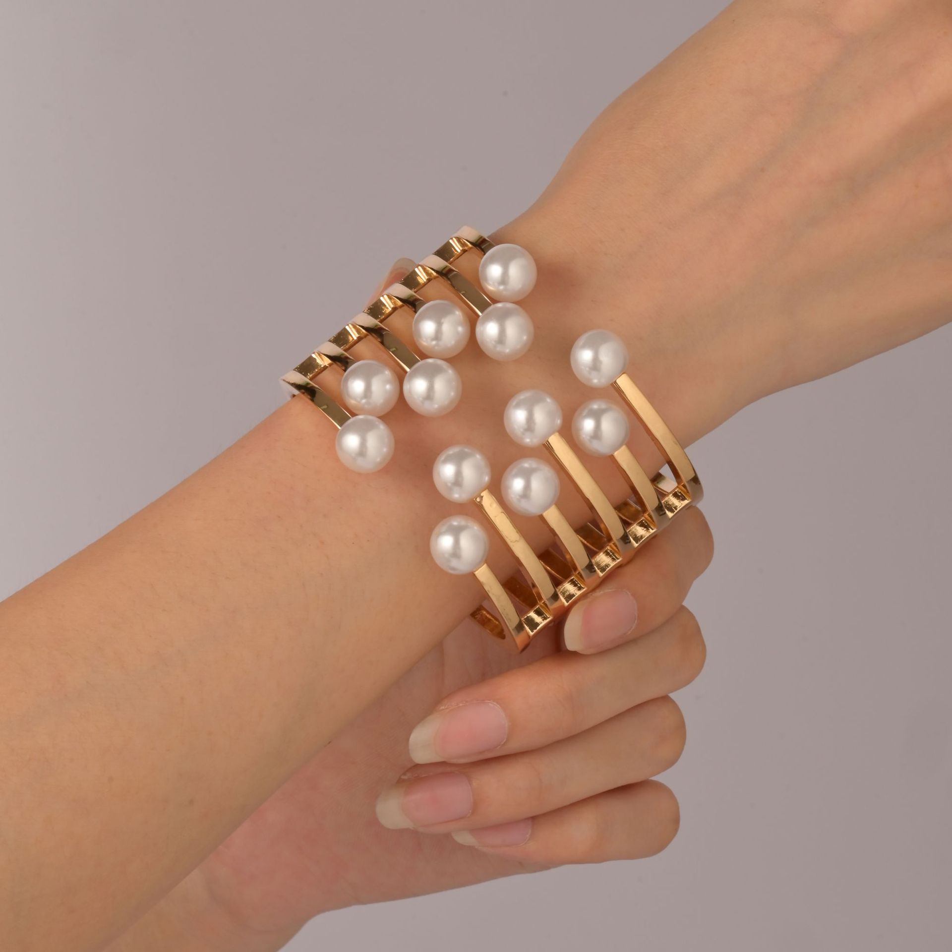 Symmetrical Pearl Bracelet For Women