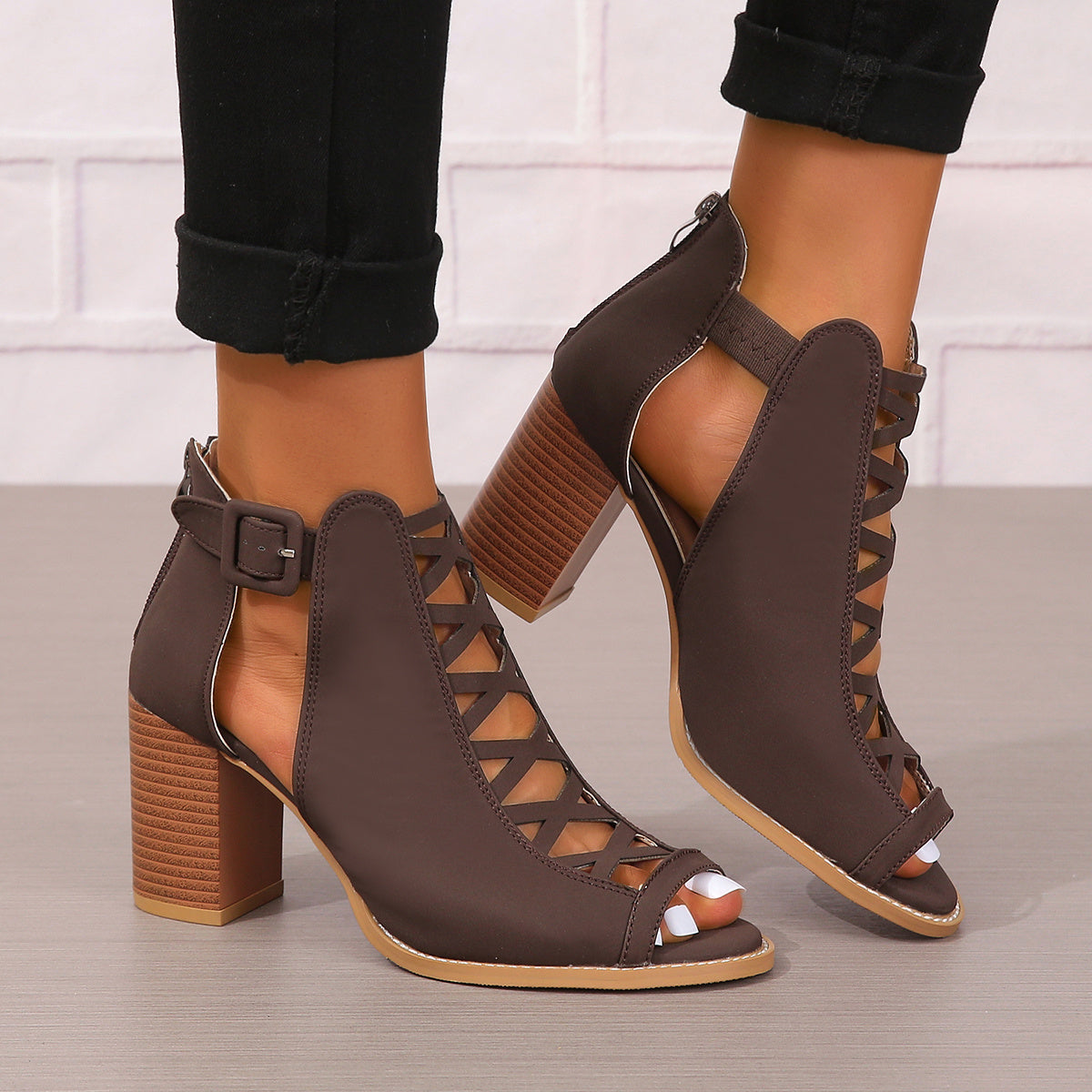 Women's Round Toe Buckle Boots