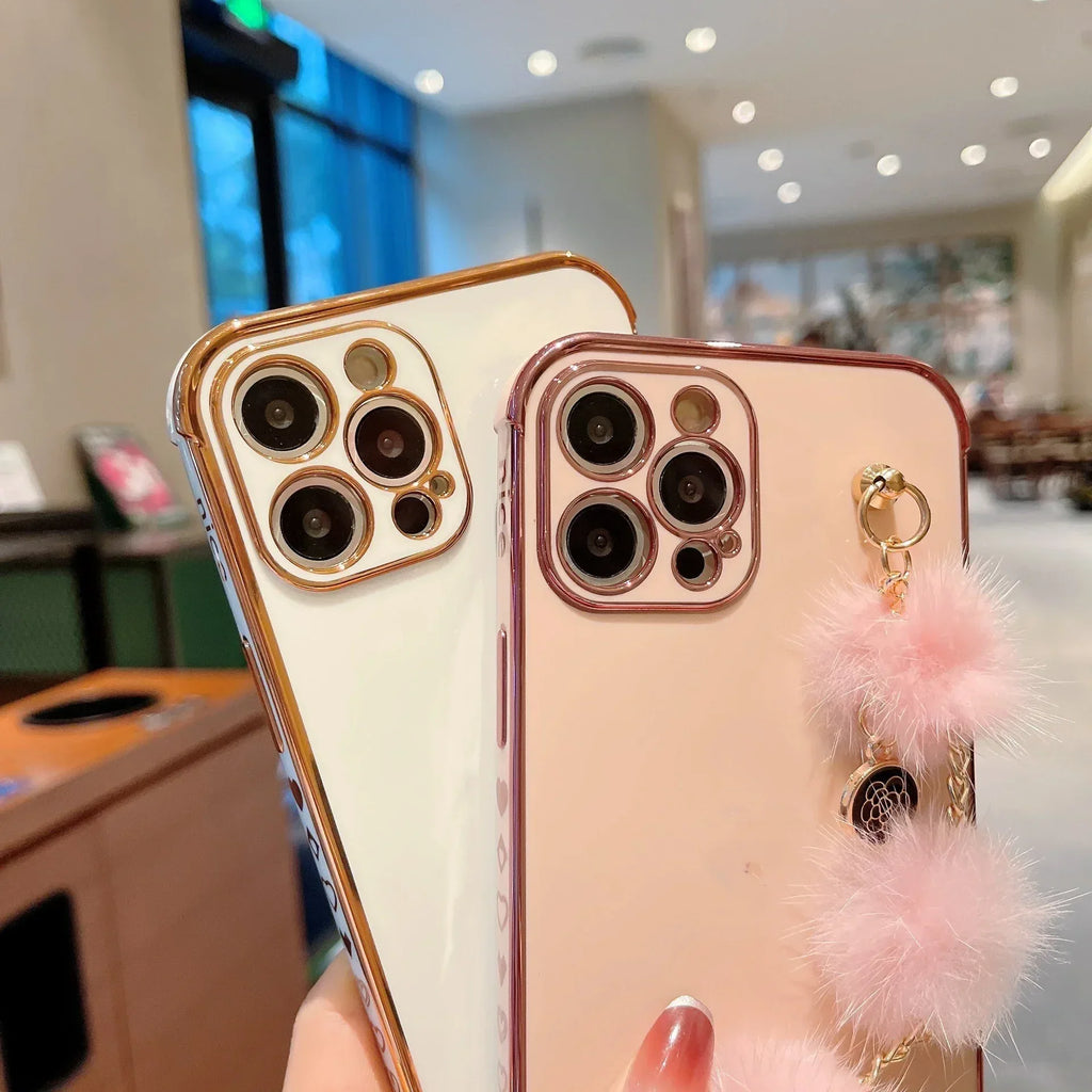 plush-bracelet-iphone-case - Viexta