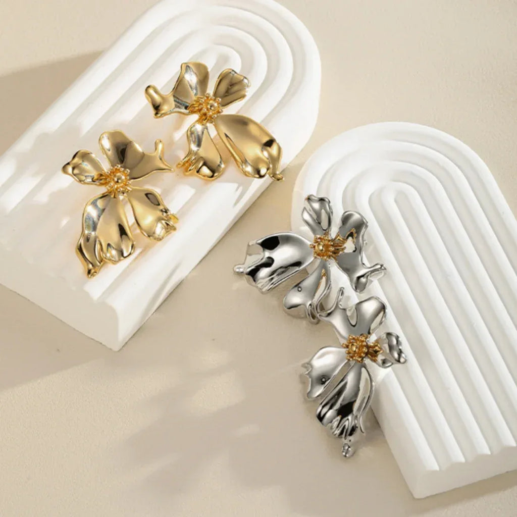 Metal Flower Petal Earrings - Viexta
