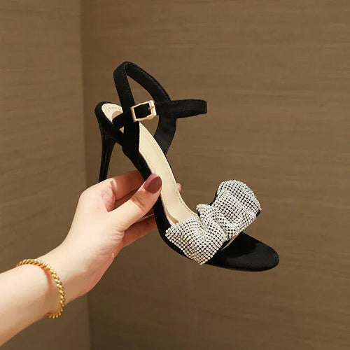 black and White Heels - Viexta