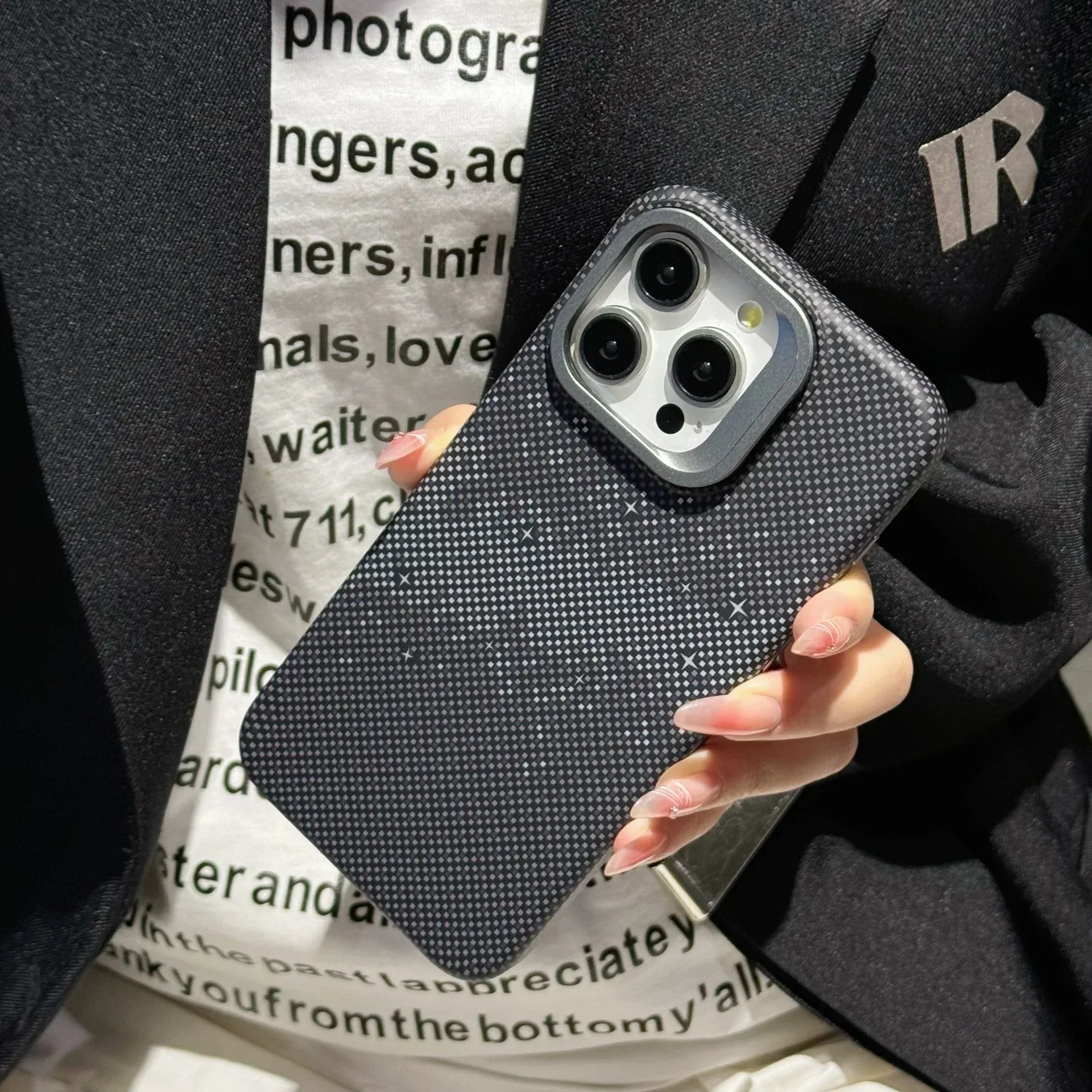 Magnetic Metal Lens iPhone Case - Viexta
