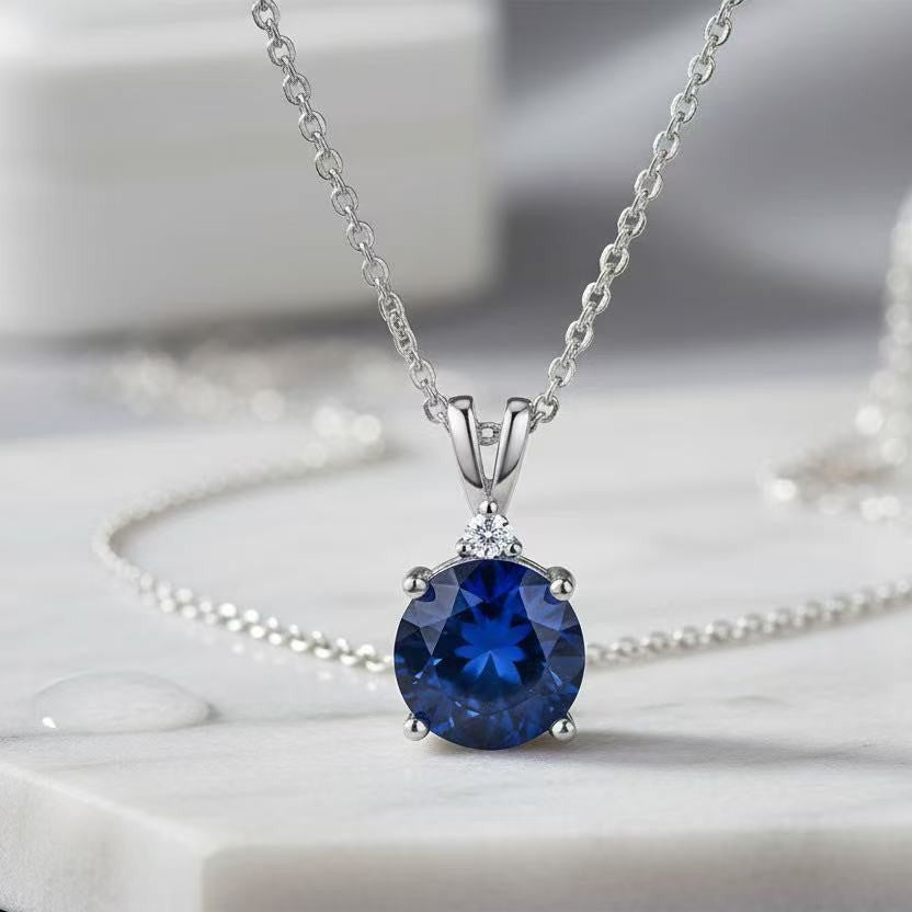 Womens Stylish And Elegant Necklace