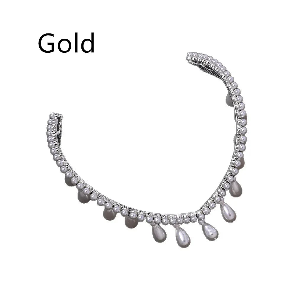 Elegant Bridal Headpiece With Toothed Waterdrop Design