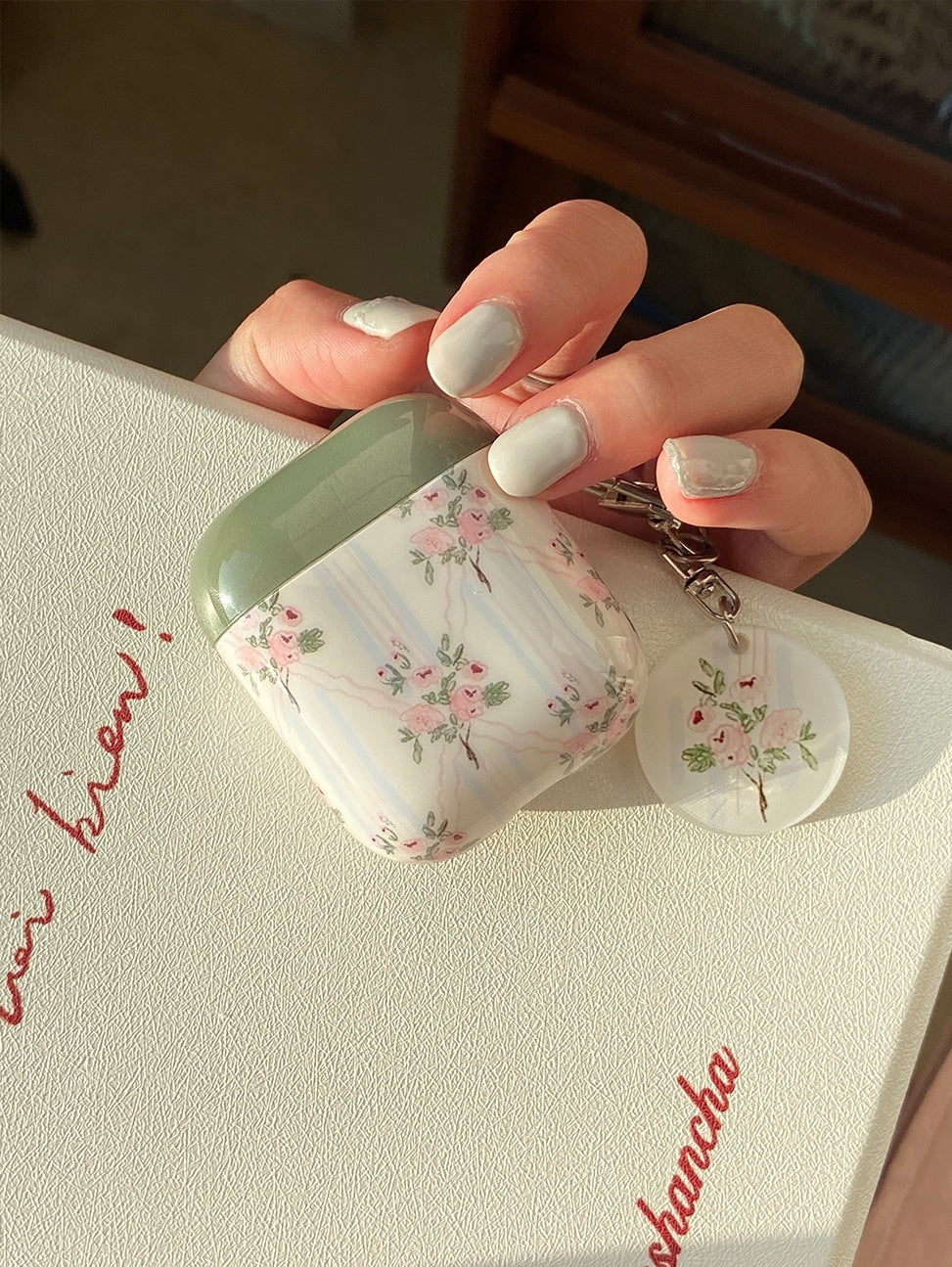 airpods-bouquet-flower-earphone-protective-cover