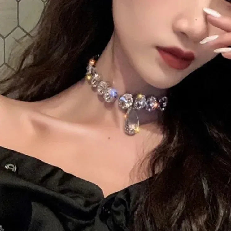 Crystal Clavicle Choker Neckpiece - Viexta
