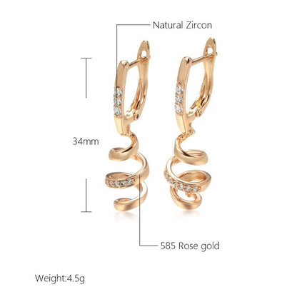 Luxe D-shaped Earring