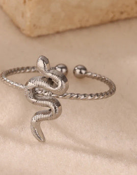 Snake-shaped Rock Wind Ring