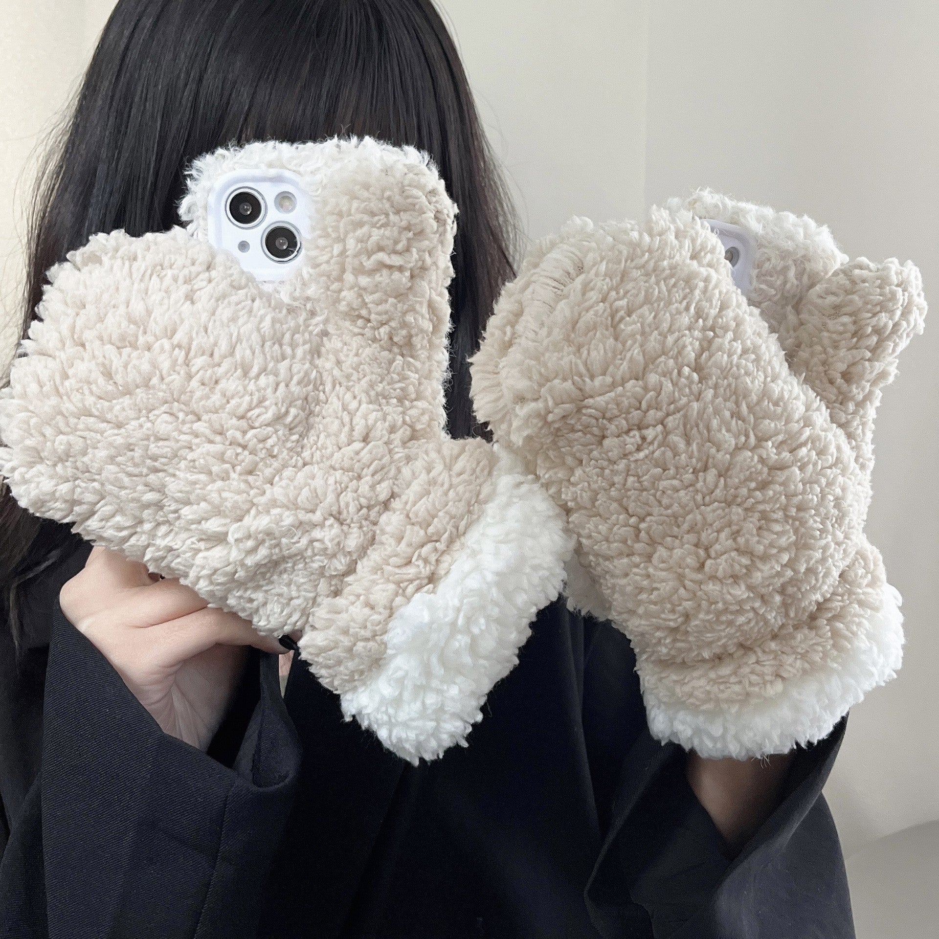 cold-proof-gloves-plush-iphone-case