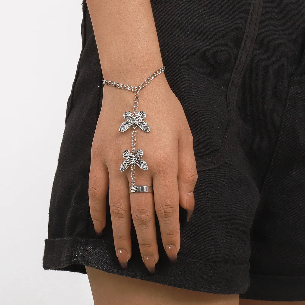 womens-exaggerated-vintage-ring-bracelet - Viexta