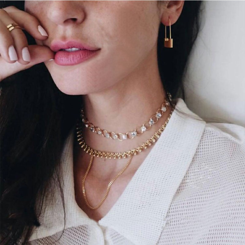 Retro pin lock earrings