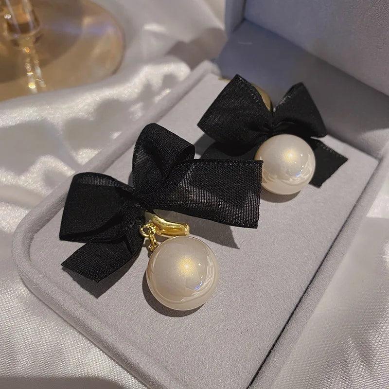 French Elegant Black Bow Earrings - Viexta