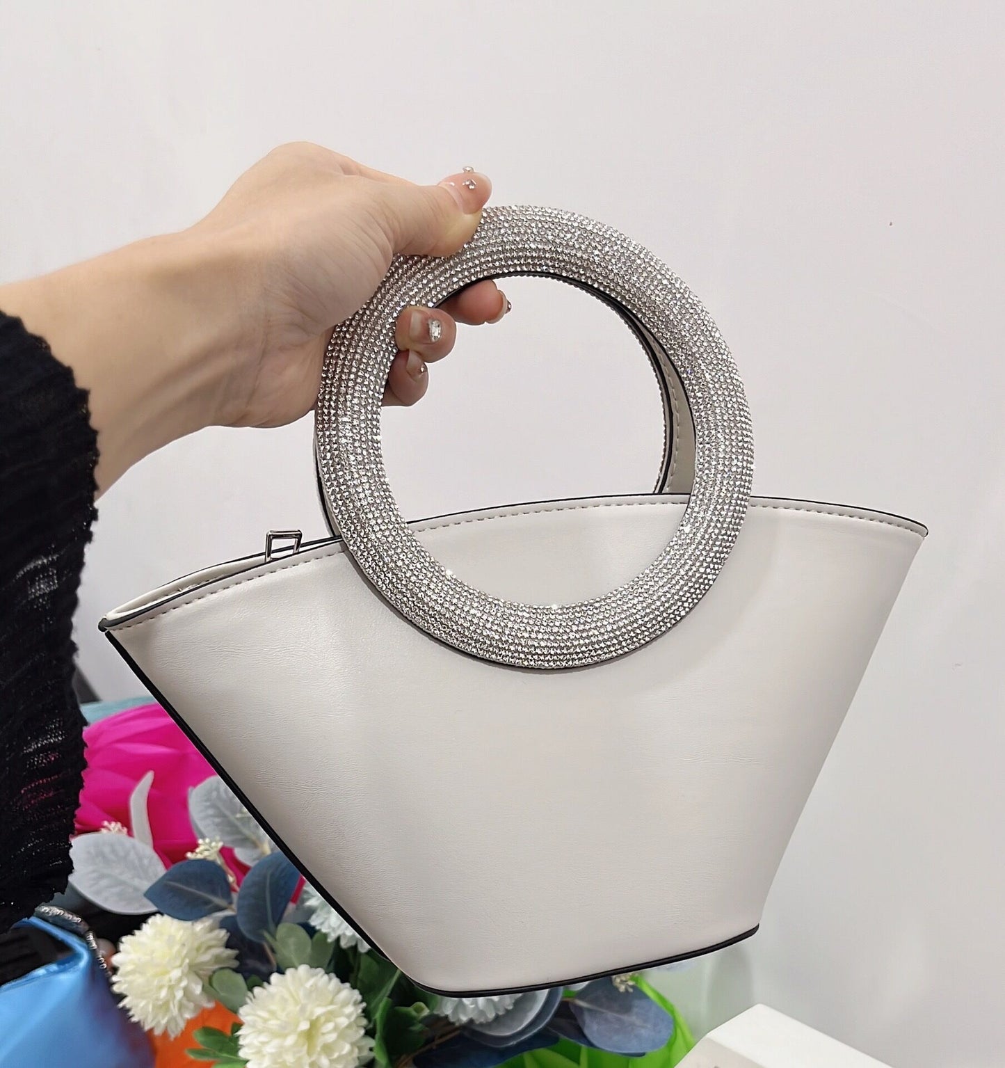 Diamond Round Handle Portable Bag