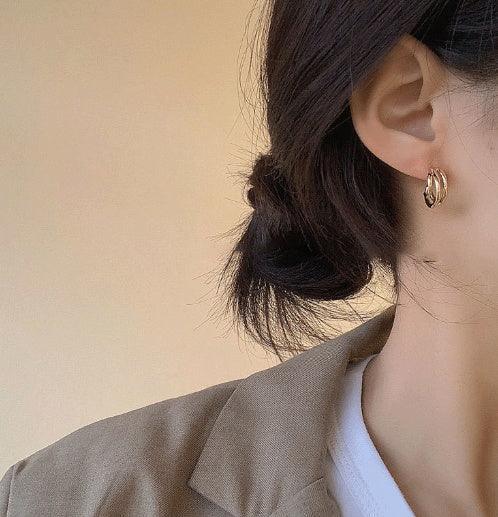 925 Silver Needle Exaggerated Metal Earrings - Viexta