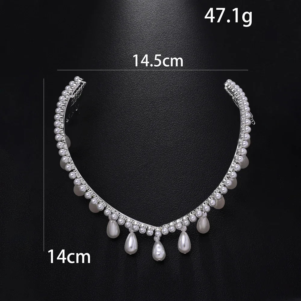Elegant Bridal Headpiece With Toothed Waterdrop Design