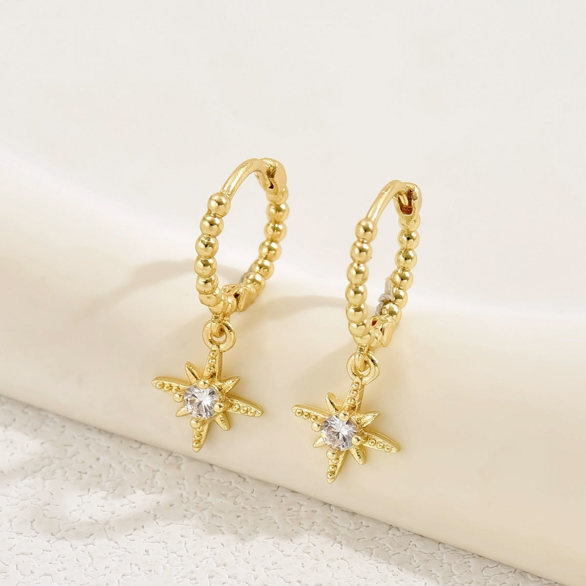 18K Eight Awn Star Earrings